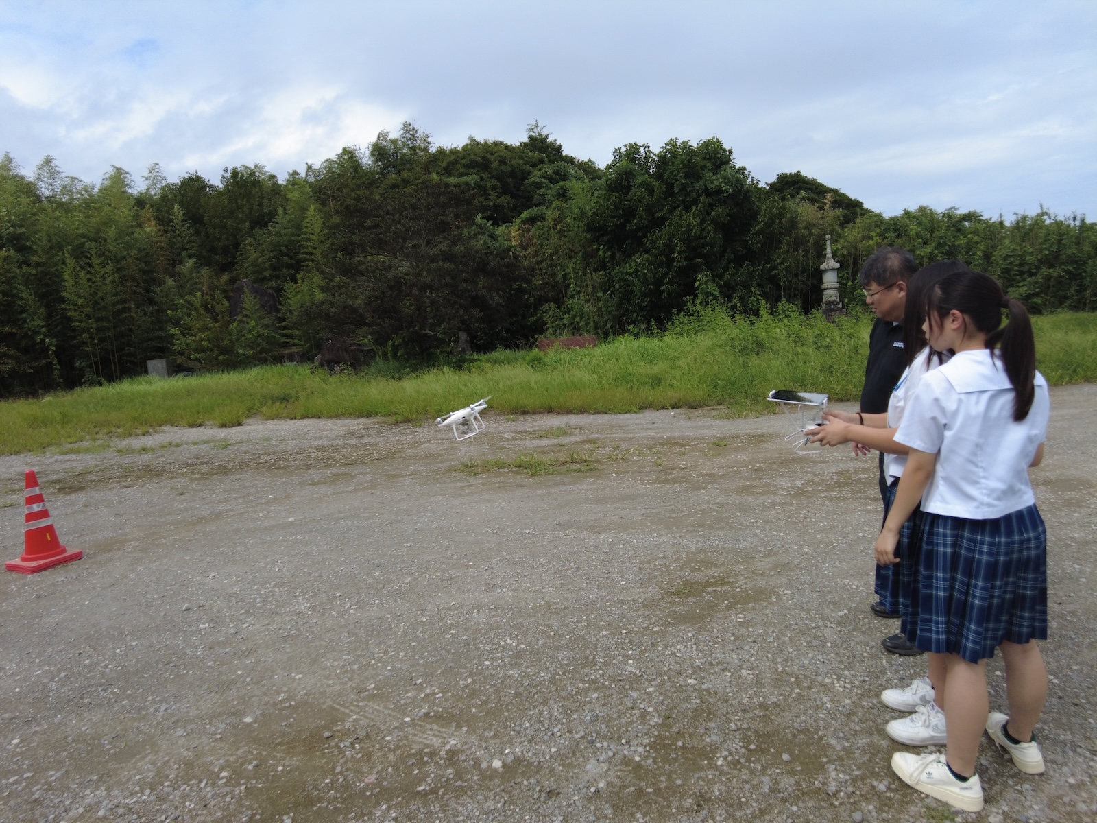 ドローン飛行練習 環境土木科