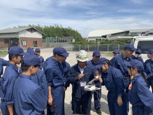ドローン飛行操作時の画面確認